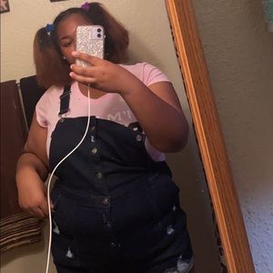 Meet your Posher, Jameshia